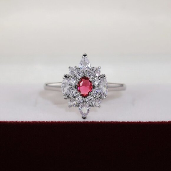 😍LUXURY RUBY OLD MINE DIAMOND NOBLE SILVER SHINY FLOWER DAINTY RING, K920 - Picture 2 of 7